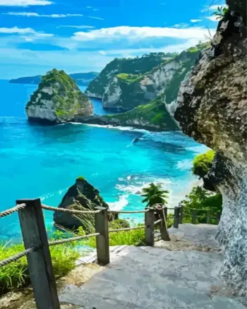 Bali beach diamond painting kit — tropical beach beneath dramatic seaside cliffs